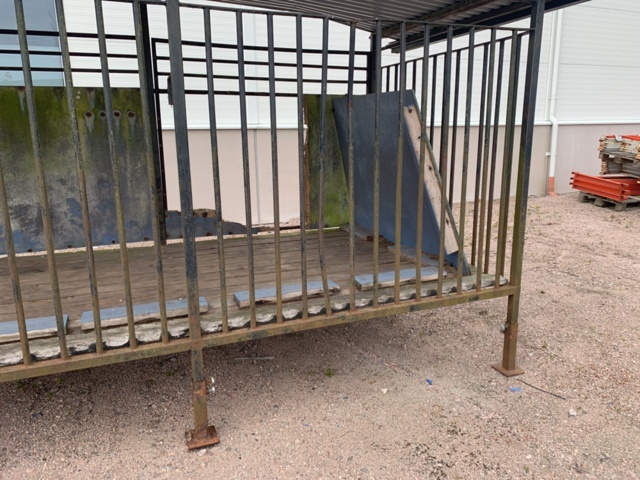 1396582-3 Foderhäck