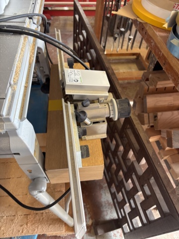 1408437-12 Handheld router with router table and accessories - Festool OF 2200 EB-Plus