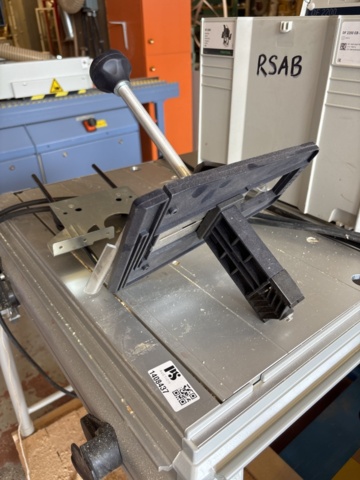 1408437-19 Handheld router with router table and accessories - Festool OF 2200 EB-Plus