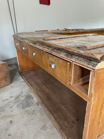 1411149-6 Köpmandisk