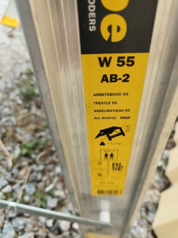 1331867-6 Två stycken trappstegar Wibe