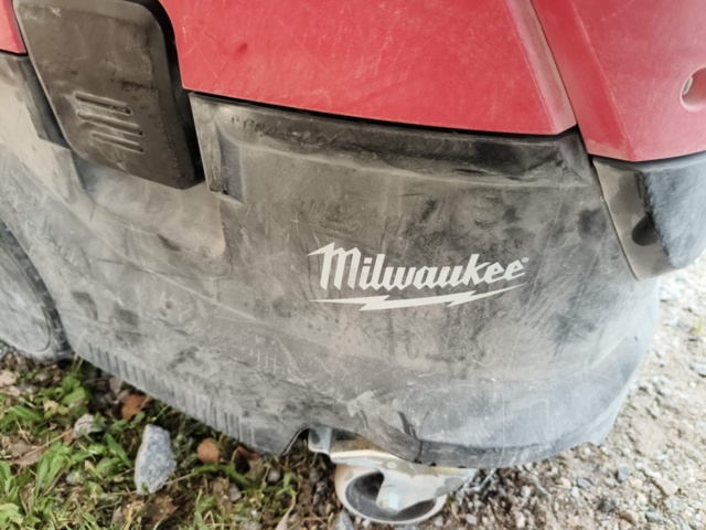 1331868-7 Industridammsugare Milwaukee