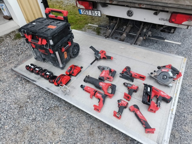 1331869-1 Milwaukee paket