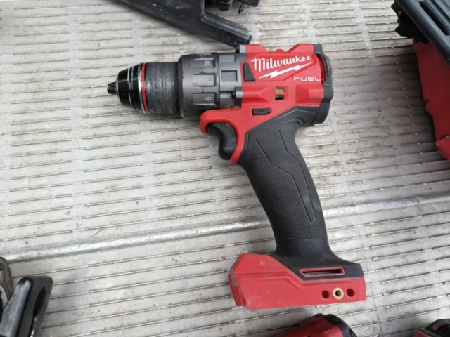 1331869-15 Milwaukee paket