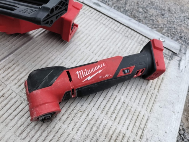 1331869-18 Milwaukee paket