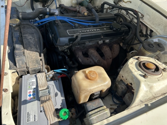 1378036-21 Veteranbilar 3st Toyota Celica (RA28, TA22, RA40) inkl. stor mängd reservdelar och tillbehör