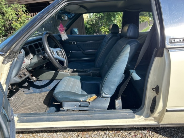 1378036-36 Veteranbilar 3st Toyota Celica (RA28, TA22, RA40) inkl. stor mängd reservdelar och tillbehör