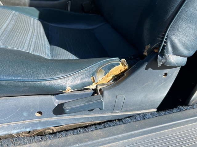 1378036-38 Veteranbilar 3st Toyota Celica (RA28, TA22, RA40) inkl. stor mängd reservdelar och tillbehör