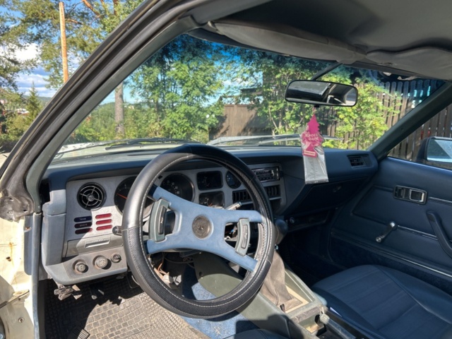 1378036-39 Veteranbilar 3st Toyota Celica (RA28, TA22, RA40) inkl. stor mängd reservdelar och tillbehör