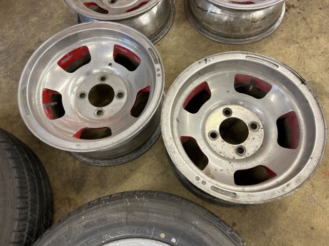 1378036-122 Veteranbilar 3st Toyota Celica (RA28, TA22, RA40) inkl. stor mängd reservdelar och tillbehör