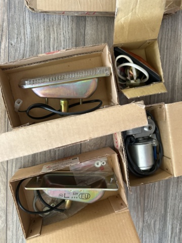 1378036-143 Veteranbilar 3st Toyota Celica (RA28, TA22, RA40) inkl. stor mängd reservdelar och tillbehör