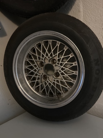 1378036-146 Veteranbilar 3st Toyota Celica (RA28, TA22, RA40) inkl. stor mängd reservdelar och tillbehör