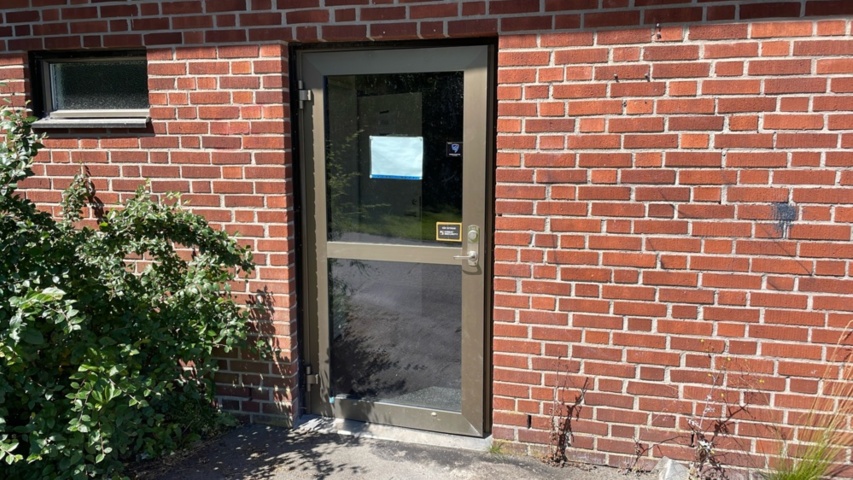 1411285-1 Entréparti - 11x21 V