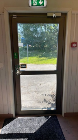 1411285-8 Entréparti - 11x21 V