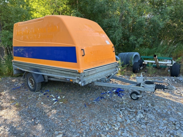 1378038-2 Kåpsläp THULE CV100032 1000kg -2010