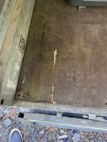 1378038-10 Kåpsläp THULE CV100032 1000kg -2010