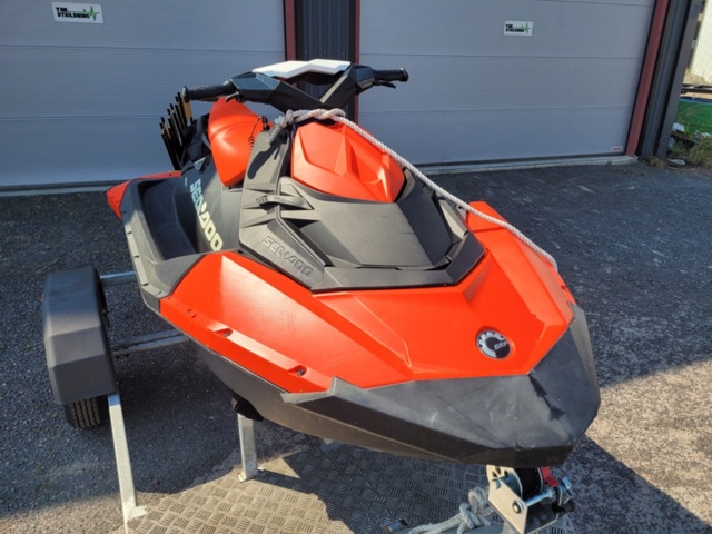 1411276-7 Vattenskoter Seadoo Spark