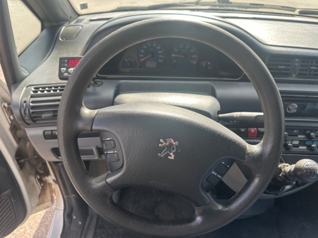 1411544-20 Peugeot Expert Kylbil 2.0 HDi Manuell -2004