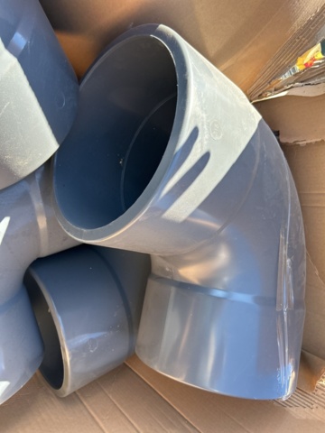 1378064-3 Avloppsrör mark 90-graders böjar 315mm, 6 st