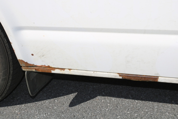 1300822-23 Volkswagen Transporter Kombi T32 2.0 TDI 4Motion DSG 2017 (Reparationsobjekt)