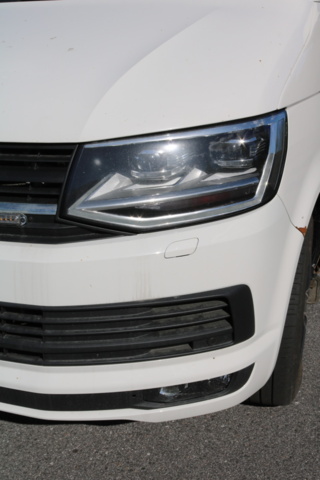 1300822-29 Volkswagen Transporter Kombi T32 2.0 TDI 4Motion DSG 2017 (Reparationsobjekt)