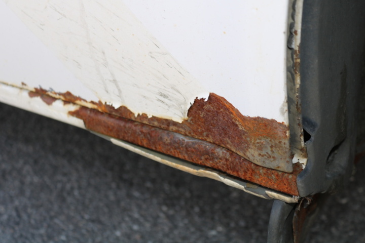 1300822-44 Volkswagen Transporter Kombi T32 2.0 TDI 4Motion DSG 2017 (Reparationsobjekt)