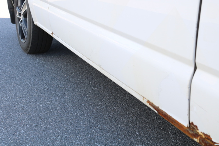 1300822-46 Volkswagen Transporter Kombi T32 2.0 TDI 4Motion DSG 2017 (Reparationsobjekt)