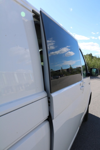 1300822-48 Volkswagen Transporter Kombi T32 2.0 TDI 4Motion DSG 2017 (Reparationsobjekt)