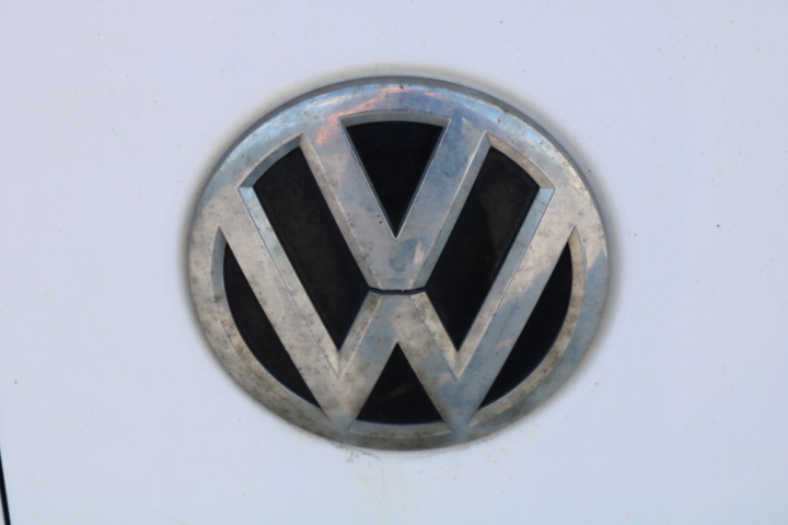 1300822-59 Volkswagen Transporter Kombi T32 2.0 TDI 4Motion DSG 2017 (Reparationsobjekt)