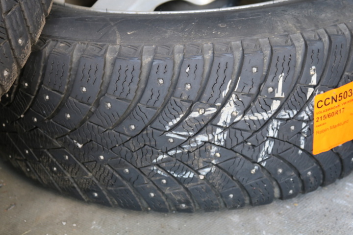 1300822-72 Volkswagen Transporter Kombi T32 2.0 TDI 4Motion DSG 2017 (Reparationsobjekt)