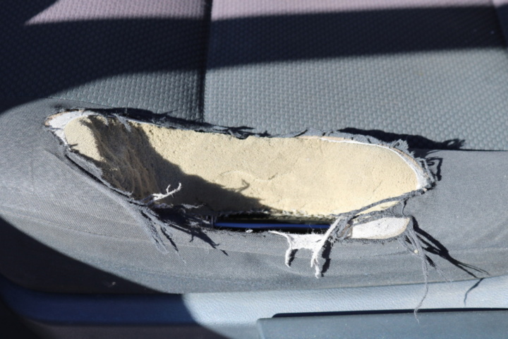 1300822-94 Volkswagen Transporter Kombi T32 2.0 TDI 4Motion DSG 2017 (Reparationsobjekt)