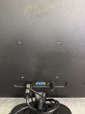 1408468-10 ASUS VA24DQLB, Fujitsu P23T-6 IPS, AOC – modell okänd, 3st skärmar