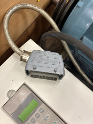 1396368-6 Elmotor med frekvensomriktare - ABB M2AA 160 L4 / ABB ACS 600