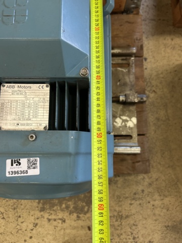 1396368-7 Elmotor med frekvensomriktare - ABB M2AA 160 L4 / ABB ACS 600