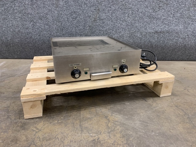 1411678-2 Stekbord Kromet 000.PBE-460x480