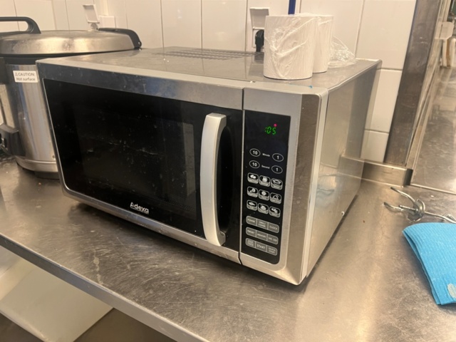 1409924-1 Restaurant kitchen microwave Adexa