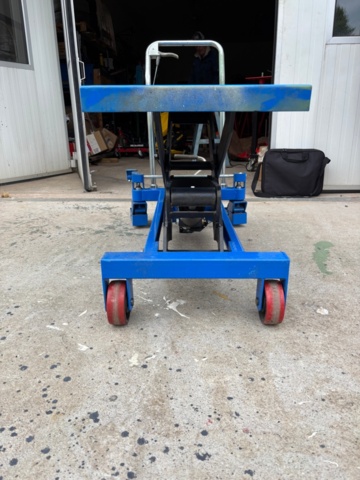 1372440-1 Hydrauliskt lyftbord TF100 – 1000 kg