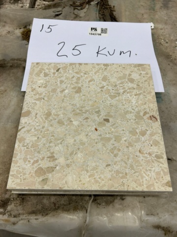 1343798-1 Terrazzo 25*25 ca 25kvm