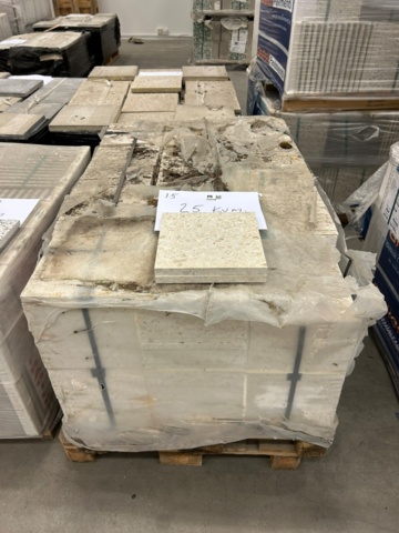 1343798-2 Terrazzo 25*25 ca 25kvm