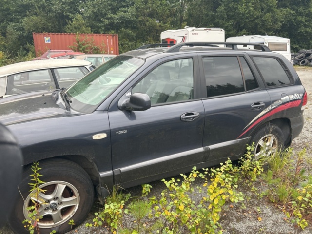 1383191-2 Hyundai Santa Fe 2.4 4WD Manuell, 145hk, 2006 (Reparationsobjekt)