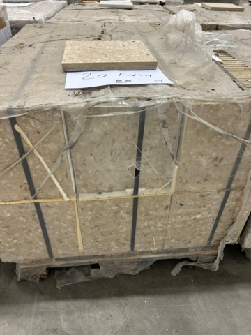 1343822-3 Terrazzo 30*30 ca 20kvm