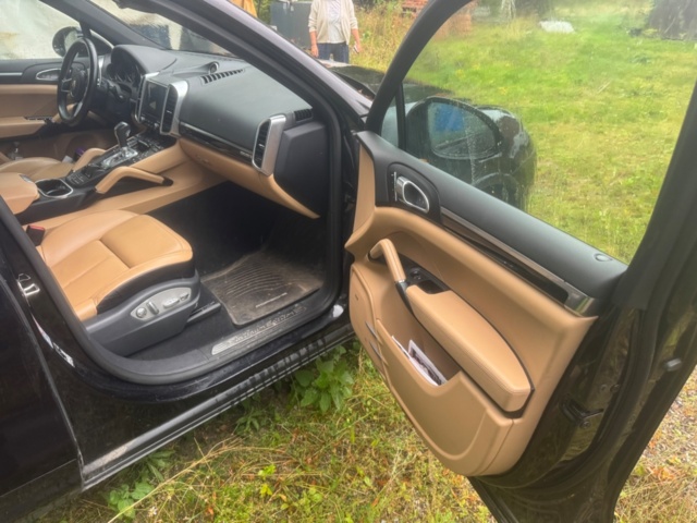 1199593-24 Porsche Cayenne Diesel TipTronic S, 262hk, 2017