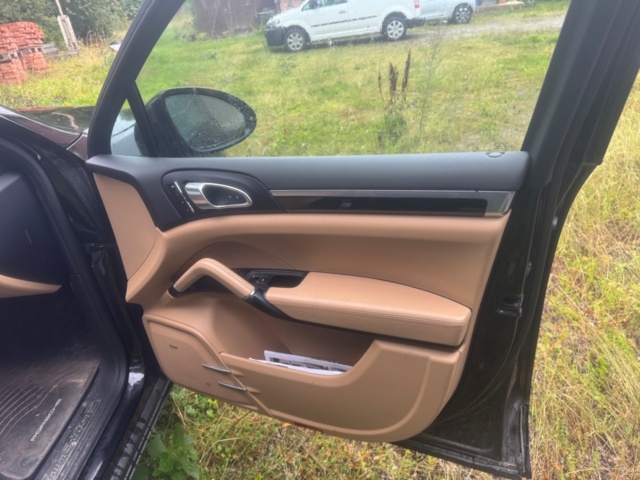 1199593-26 Porsche Cayenne Diesel TipTronic S, 262hk, 2017