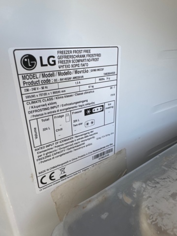 1411752-23 Fullutrustad glassvagn, år 2022