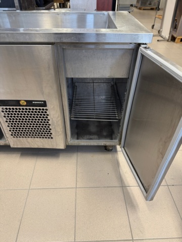 1176322-4 Kylbänk - Porkka