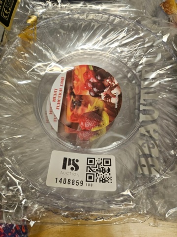 1408859-2 Tallrikar i plast