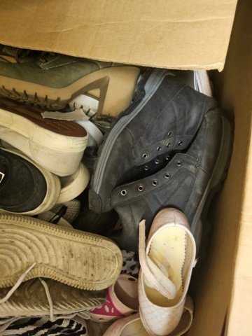 1408857-4 Skor, blandat parti – olika modeller och storlekar