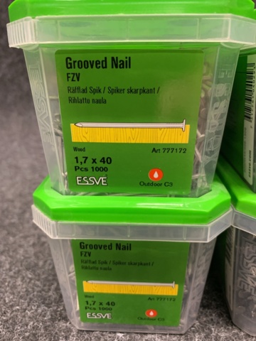 1407804-2 8 st Förpackningar Räfflad Spik, Essve