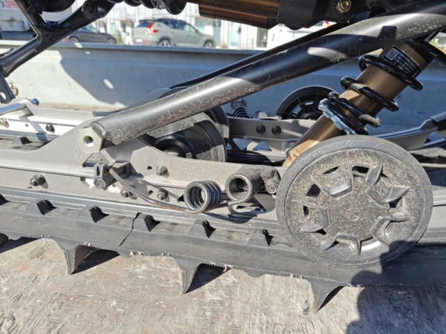 1130299-24 Lynx Shredder 3700 RE 850 Turbo  E-TEC T -2024