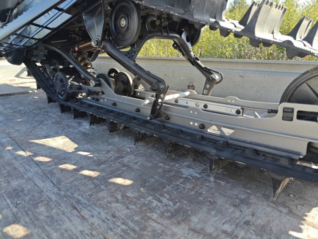 1130299-30 Lynx Shredder 3700 RE 850 Turbo  E-TEC T -2024